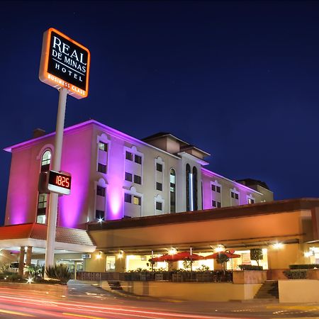 Imperio De Angeles Executive Leon Poliforum Exterior foto